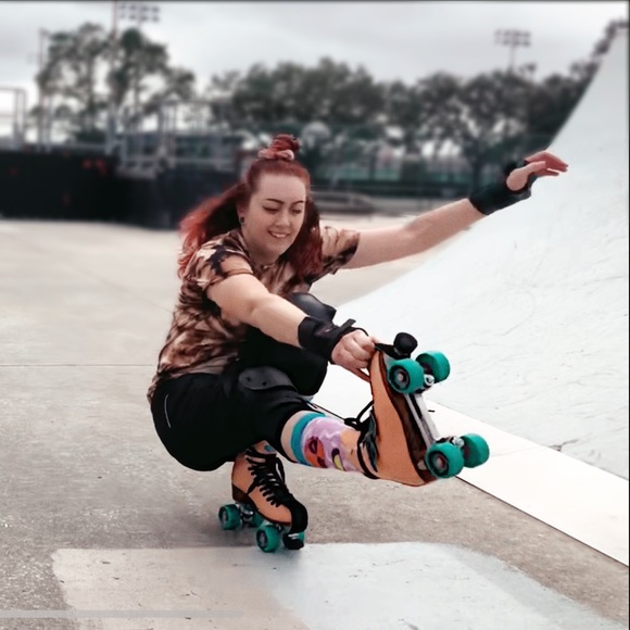 Meet your Posher, Mallory - Picture 3 of 5